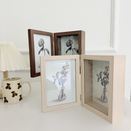 برواز صور يتسع ل 3 صور شكل كتاب جهة سميكة للورد والهدايا قياس15*21 سم